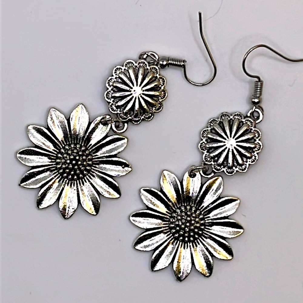 Sunflower Dangle Earrings